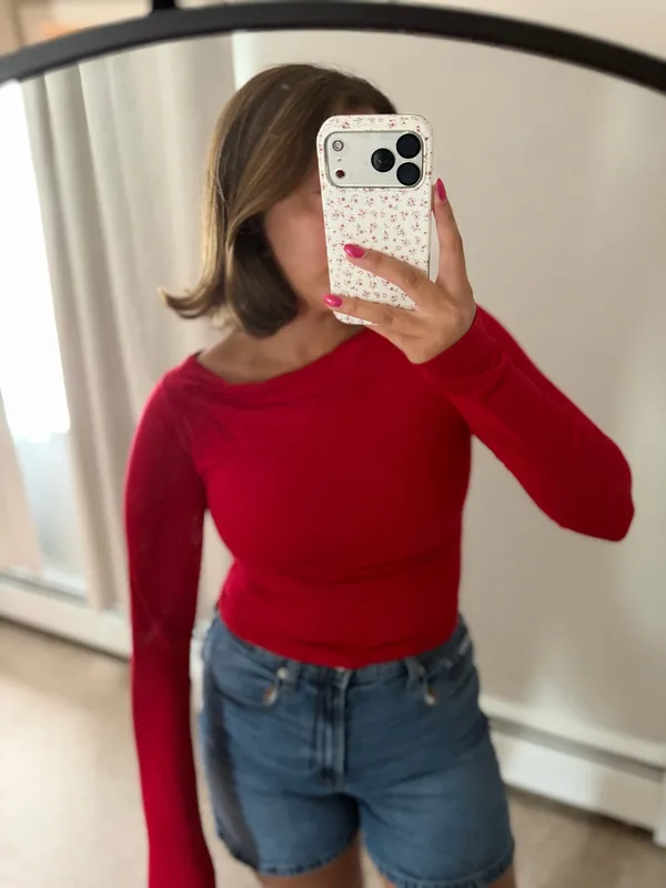Long sleeve red top Size M - Image 2