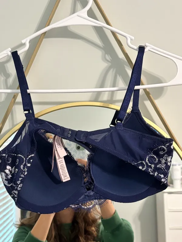 Victoria's Secret Bra - Image 2