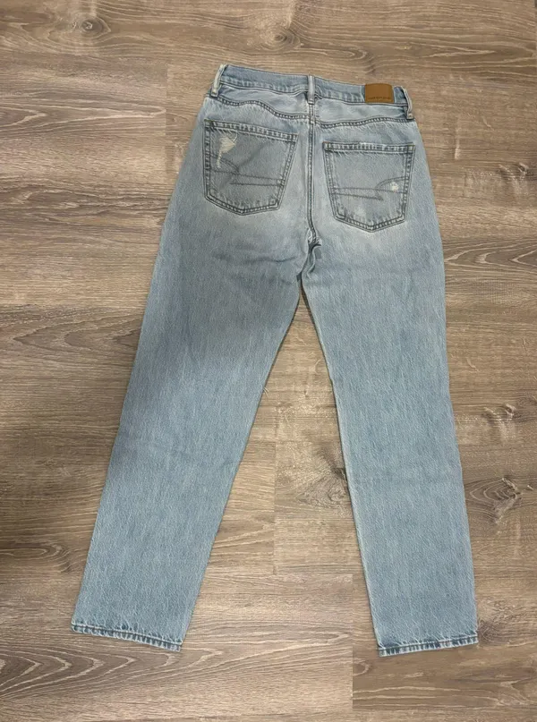 American Eagle Jeans - Image 4