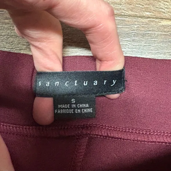 NWOT Sanctuary Burgundy Pull On Dress Pants Size Small - Image 2