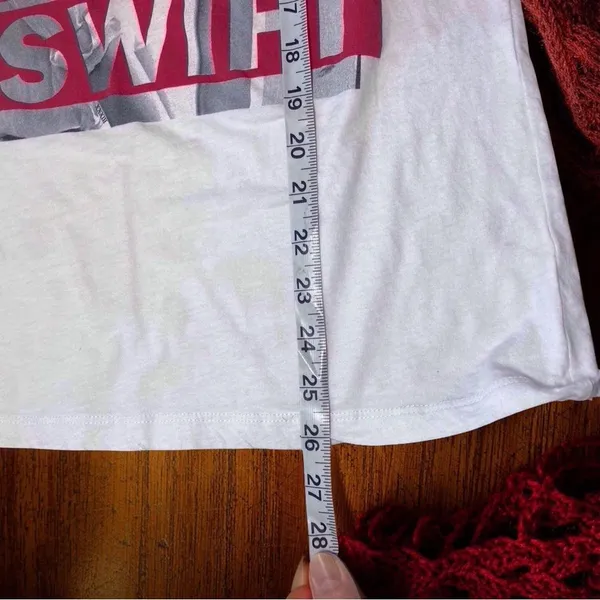 Taylor Swift 2013 Red Era Tee | Women’s M | Official Merch - Image 8