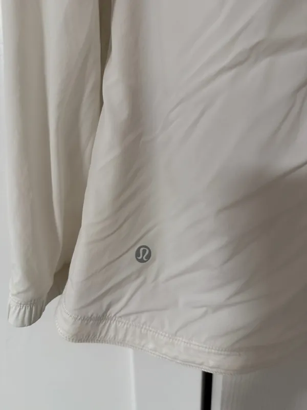 Lululemon Rain Jacket - Image 4