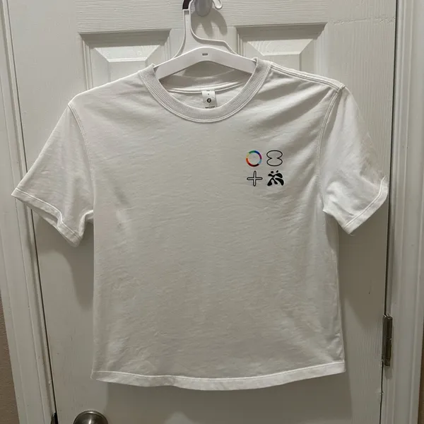 LULULEMON Pride T-Shirt size 0 white - Image 12