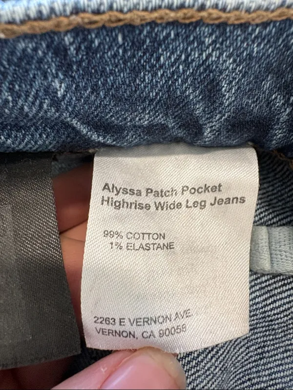 Reformation Alyssa Patch Pocket High Rise Wide Leg Jeans Anguilla Wash - Image 8