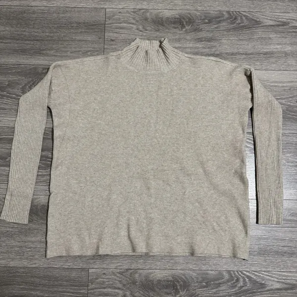 Cyrus Mock Neck Pullover Knit Strechy Sweater Dolman Sleeve‎ Women Small Beige - Image 8