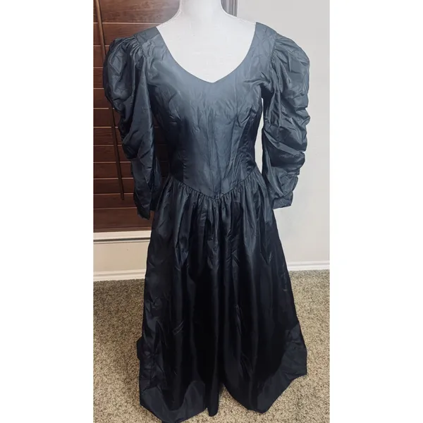 Vintage 80s Black Prom Dress‎ Victorian widow puff sleeves Taffeta sz 6/S goth - Image 2