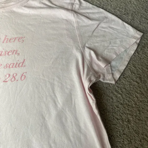 Forever 21 Light Pink Graphic Tee - Image 5