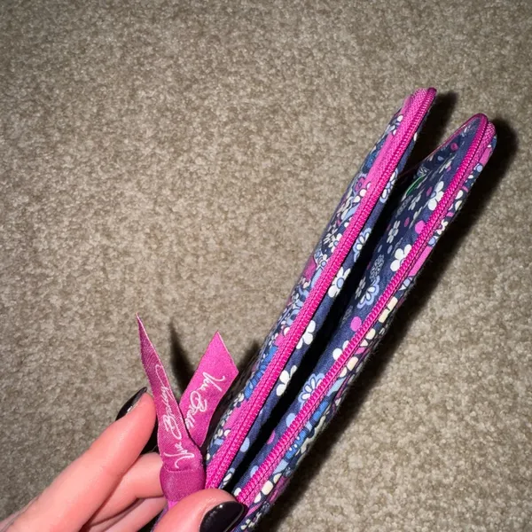 Vera Bradley Tech case - Image 2