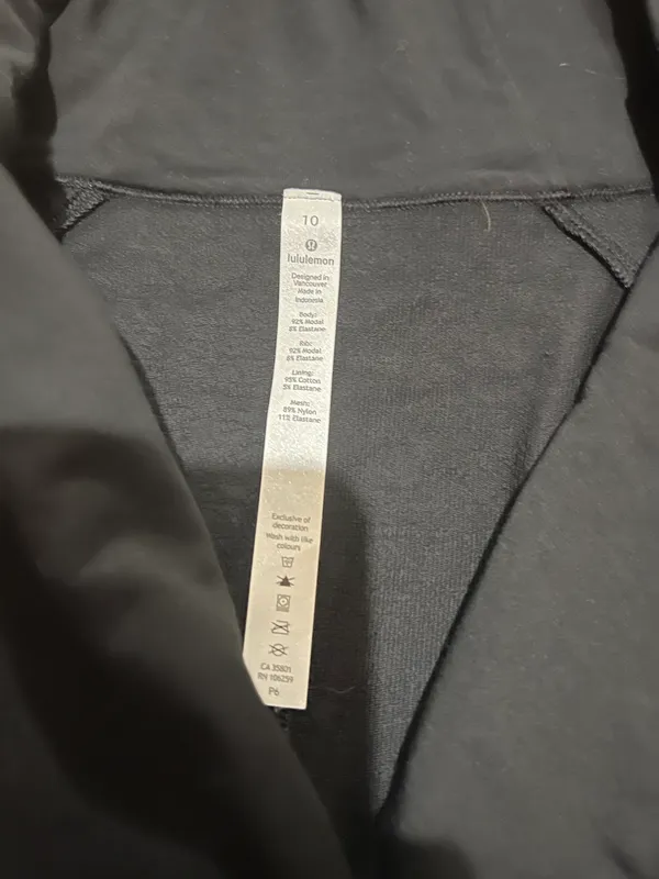 Lululemon Long Sleeve Cross Over Jacket - Image 7