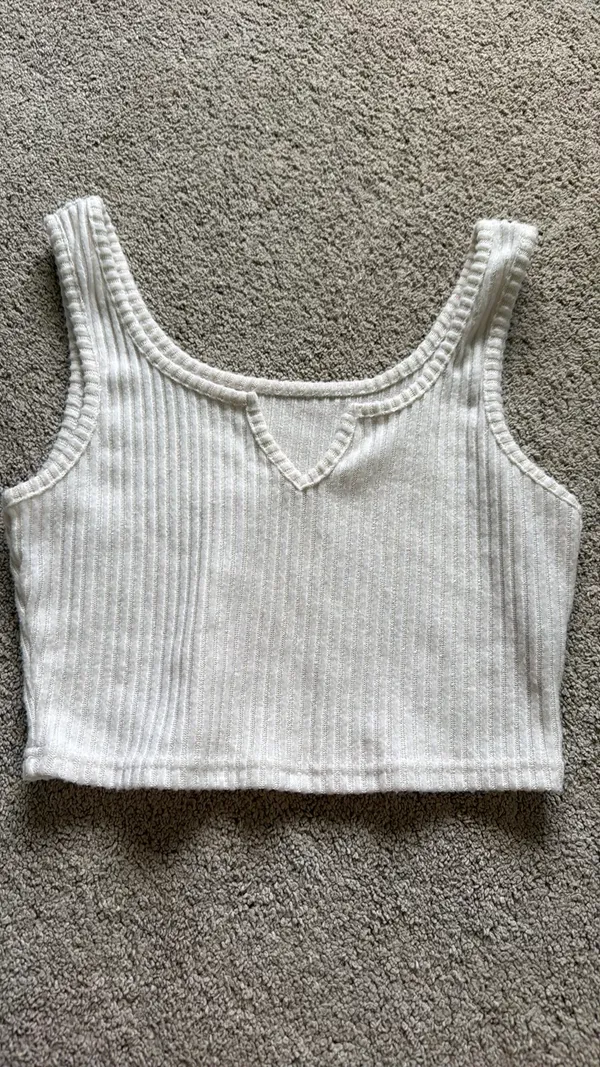 Shein Crop Top - Image 2