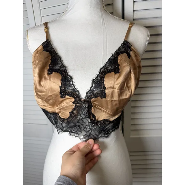 Victoria Secret Very Sexy Satin Rose Lace Trim Bralette XL Black Champagne NWT - Image 3