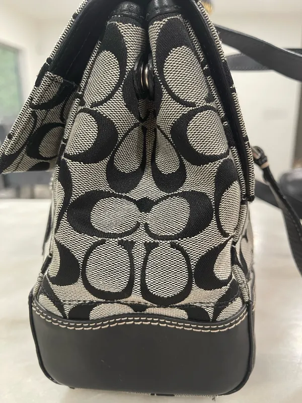 Vintage COACH Hamptons Signature Logo Satchel Bag F13070 Black/Gray Turn Lock - Image 8