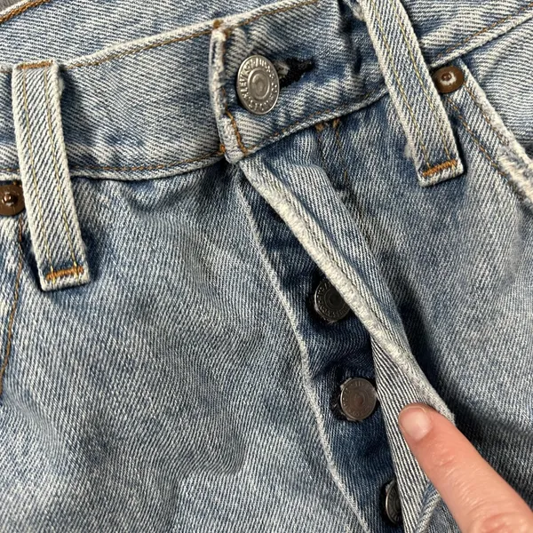 Levis 501 Skinny Jeans Womens 28 Premium Light Button Fly High Rise Distressed - Image 6