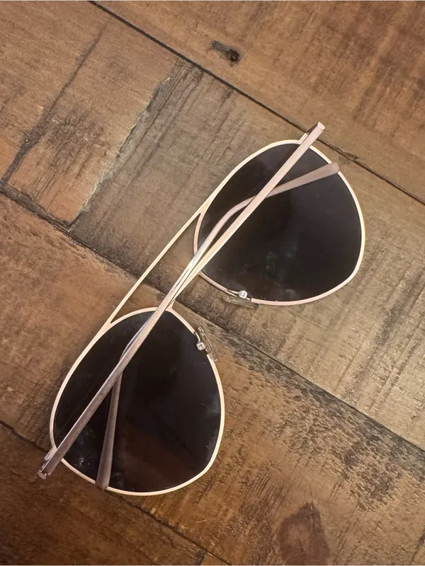 QUAY‎ Australia Dragonfly Aviators - no case - Image 4