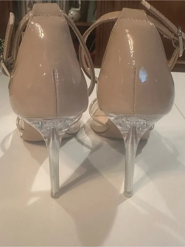 NWOT Steve Madden Alessia Sz 6.5 Nude Patent Pointed-Toe Ankle-Strap Heels - Image 2