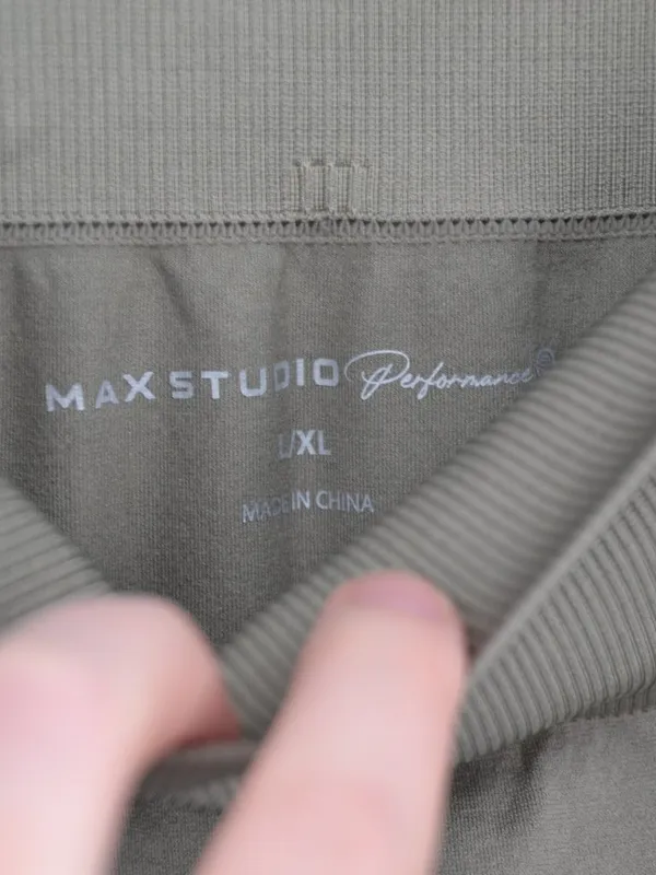 NEW Max Studio Performance Seamless Leggings L/XL Sage Green Laser Cut Ombre - Image 6