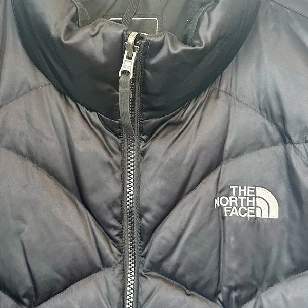 The North Face Women’s 550 Black Insulated Puffer Jacket - Size: Large - Image 6