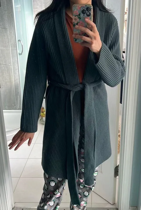 Uniqlo Wool Long Green Cardigan - Image 3