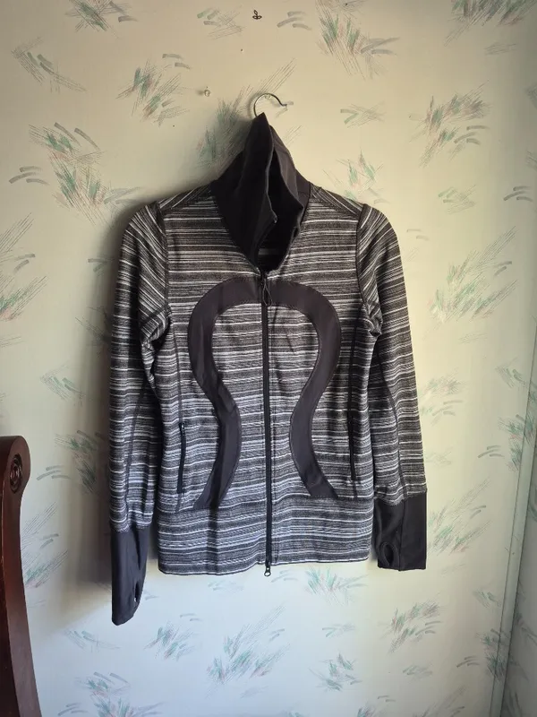 Lululemon Stride Jacket 6 - Image 2