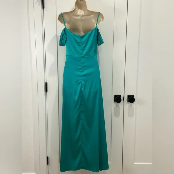 Hello Molly Luxury Affair Satin Maxi Dress Off Shoulder Green 8 Prom Wedding - Image 6