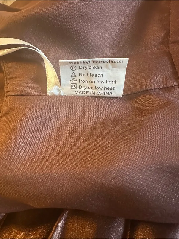 Elegant V-Neck Pleated Sleeveless Handkerchief Hem Chocolate Brown 2 NWOT - Image 9