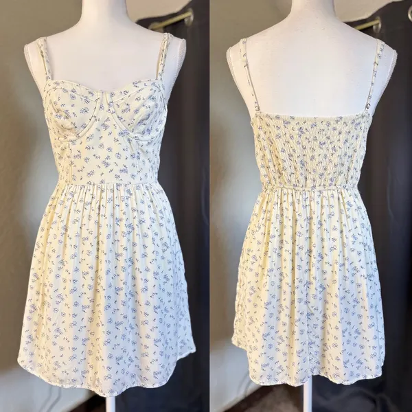 Abercrombie & Fitch Cream and Blue Floral Bustier Mini Dress Womens Small - Image 2