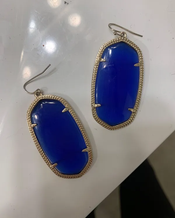 Kendra Scott Danielle Earrings Cobalt - Image 3