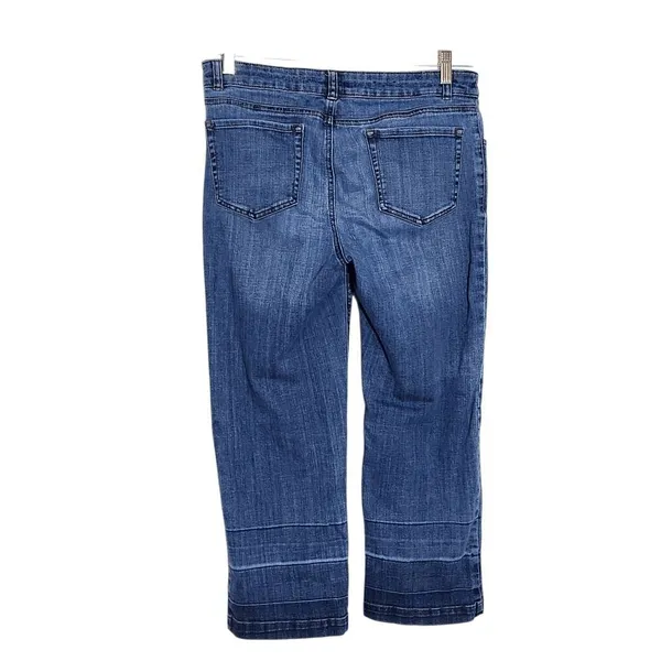 Crown & Ivy Distressed Capri Jeans Size 10 Boho Cropped Denim - Image 2
