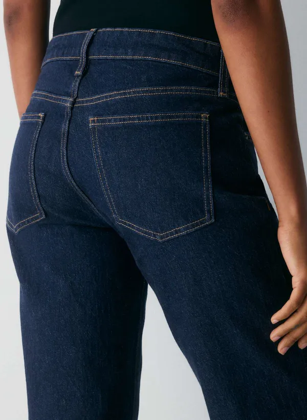 Aritzia Denim Forum Tilda Lo-Rise Straight Jean size 28 new with tags - Image 4