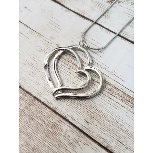 Double Heart Pendant Necklace Silver Tone - Brand New - Image 2