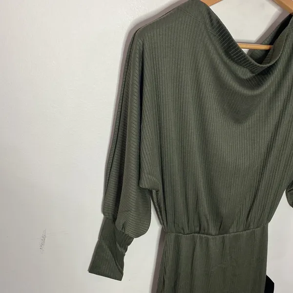 Lulus City Street Chic Olive Green Off-the-Shoulder Midi Dress size XS - Image 7