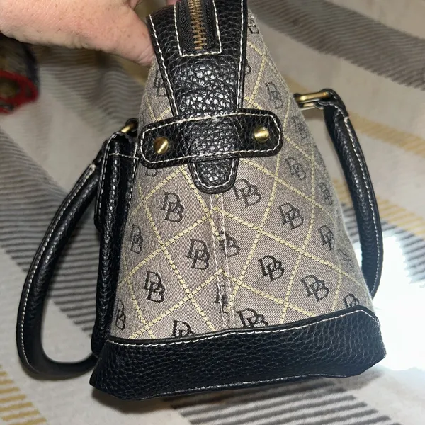 Vintage Dooney And Bourke Canvas And Leather Satchel Bag Two Front Buckle Pocket - Image 4