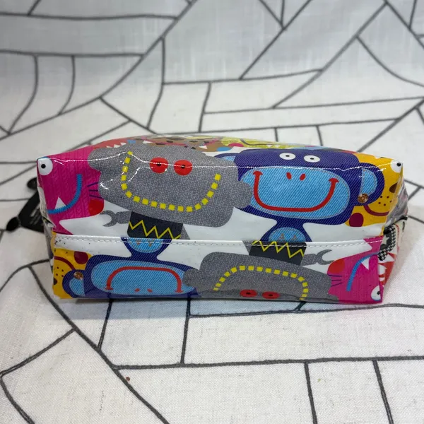 Paperchase Pet Chopz Toiletry Bag Large Multicolor Animal Monster Print NWT - Image 7