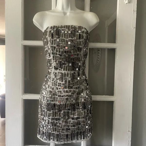 Topshop‎ Strapless Beaded Mini Dress - Image 3