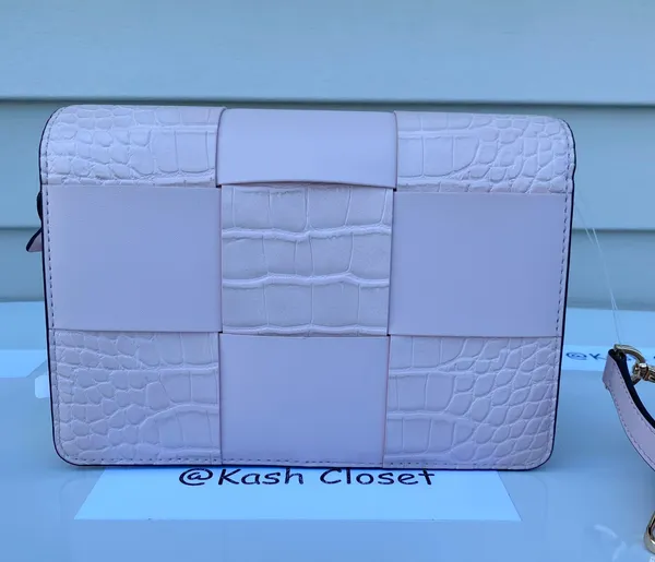 Mk Mercer Sm Clutch Crossbody - Image 7