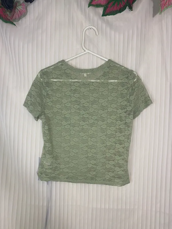 Ultra Flirt Lace Top Womens XL Green Sheer Floral Butterfly Graphic Short Sleeve - Image 5