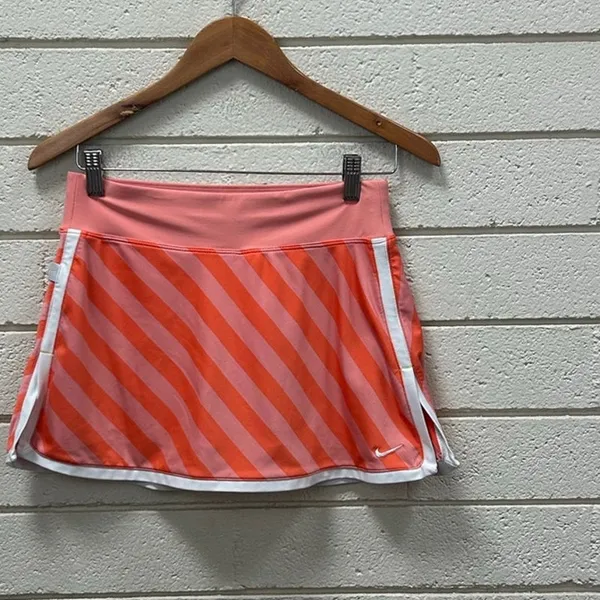 Nike Dri-FIT peach orange and pink diagonal-striped athletic skort size S - Image 8