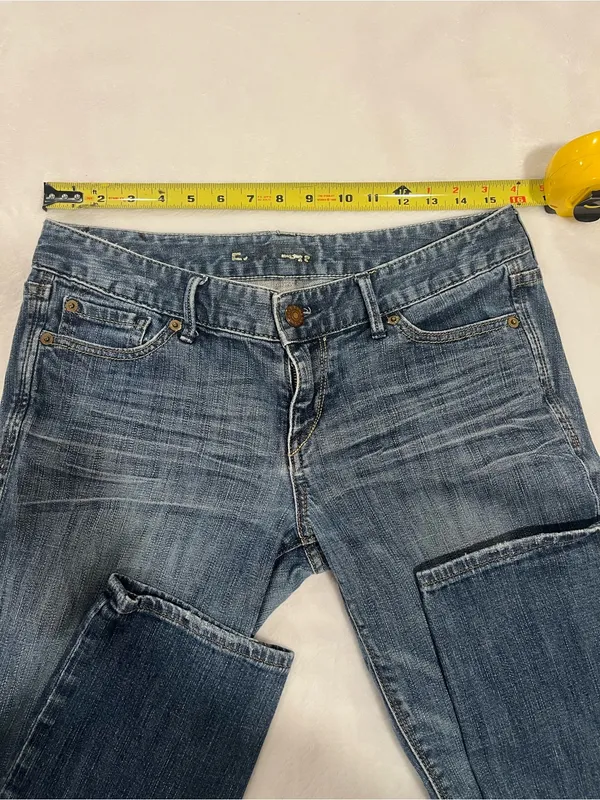Express Straight Leg Jeans - Size 8R - Image 5