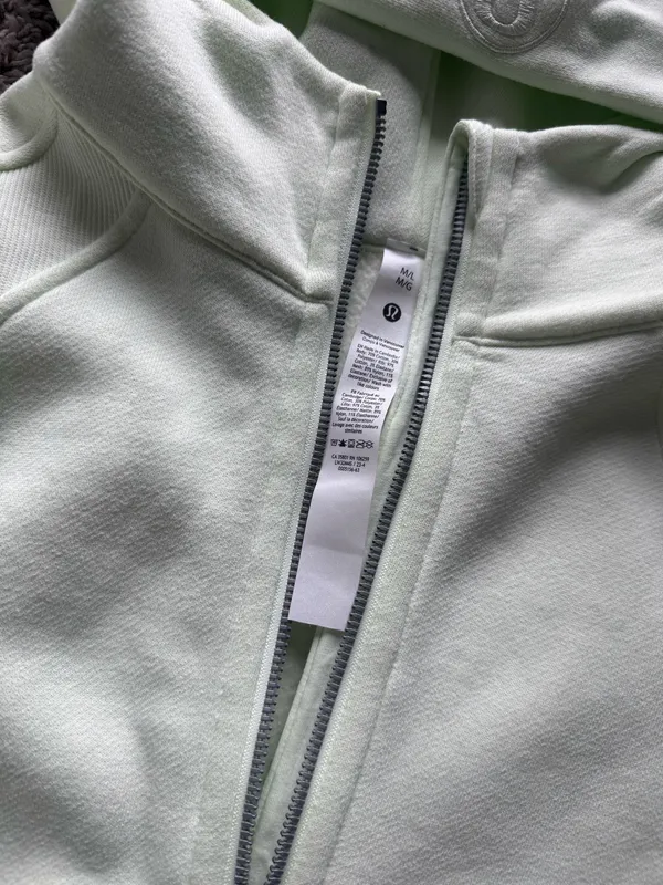 Lululemon Scuba - Image 3