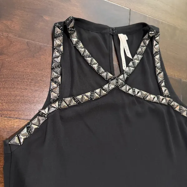 Bellatrix Metallic Beaded Cut Out Criss Cross Tank Top Black Size Medium - Image 3