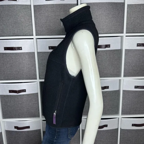 Patagonia Sherpa Full Zip Vest Size XS - Image 11