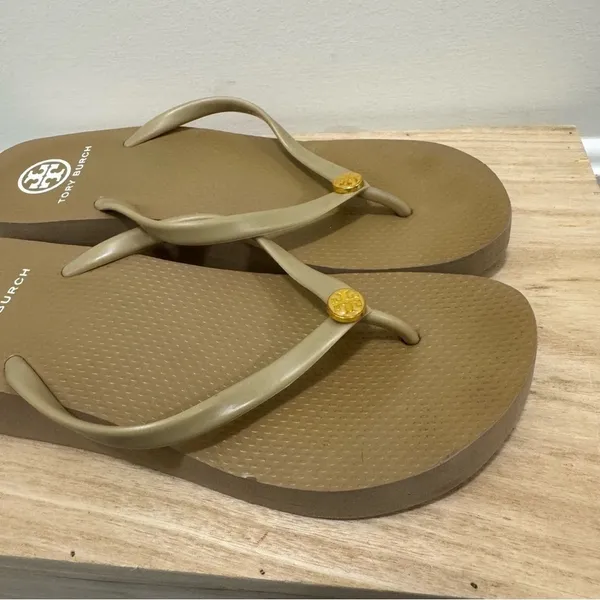 Tory Burch Beige Thin Wedge Logo Platform‎ Thong Flip Flops 10 - Image 6