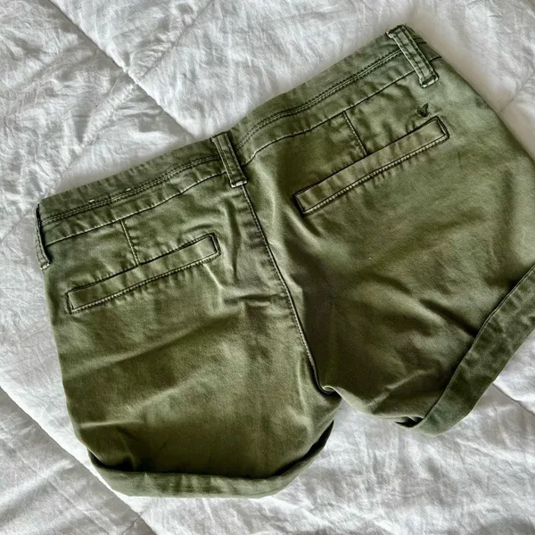 American Eagle Outfitters Sage Green Women's Cargo Shorts - Image 2