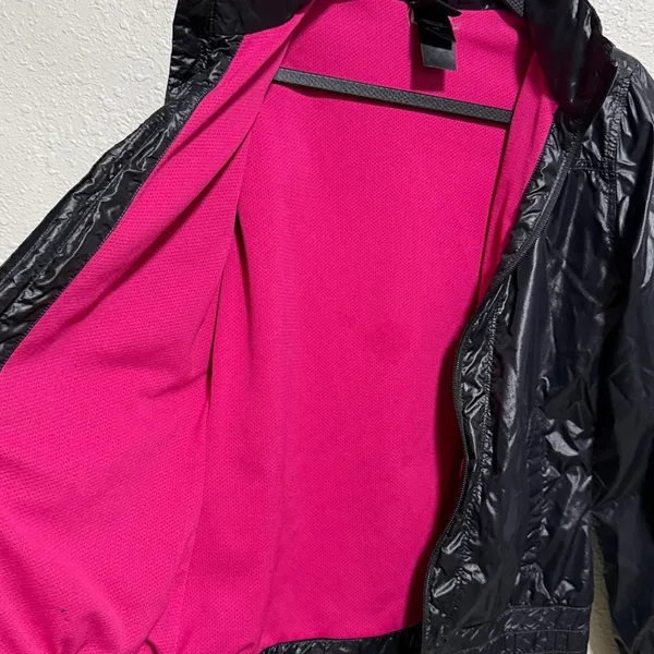 The North Face Hide away hoodie Woman's Black Shiny Windbreaker Full‎ Zip Small - Image 4