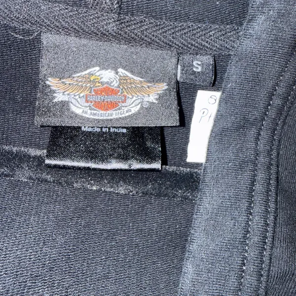 Harley-Davidson Black Hoodie with Embroidered Design - Image 9