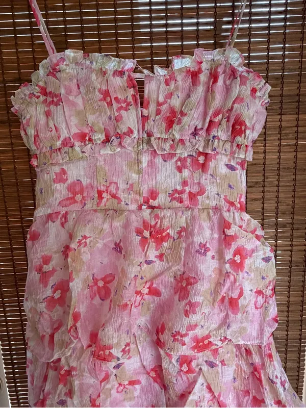ASTR The Label Vonnessa Floral Tiered Maxi Dress Pink S NWT $168 - Image 4