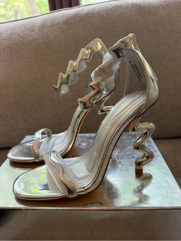 Azalea Wang Wiggly Silver Abstract Sculptural High Heels Size 7 - Image 3