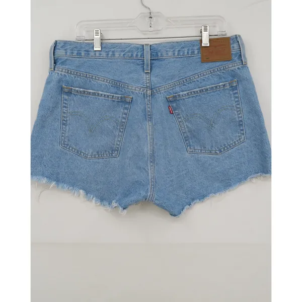 Levis Premium 501 Cut Off Denim Shorts Light Wash‎ Blue W33 56327-0086 - Image 3