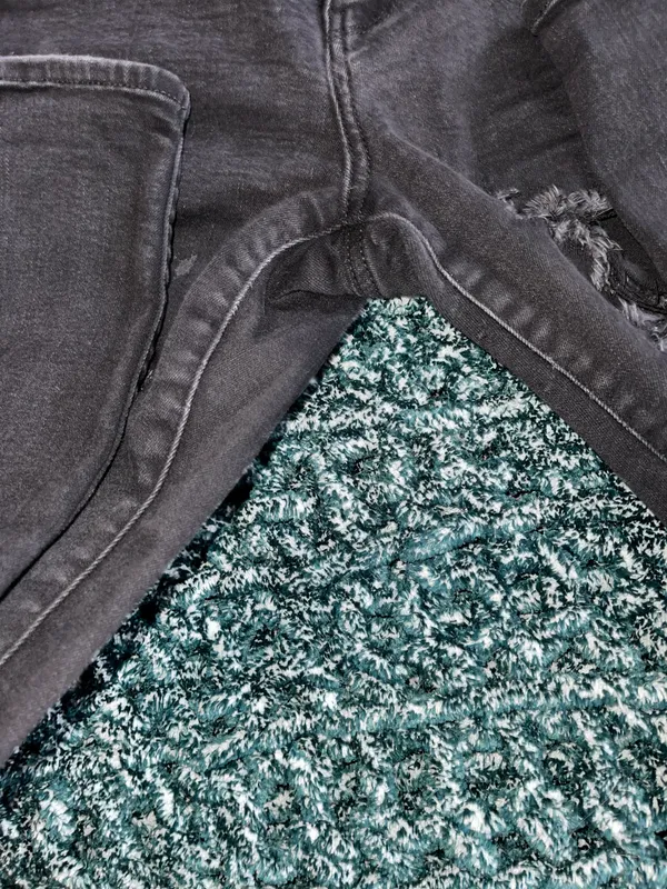 Outfitters Black Jeans - Image 3