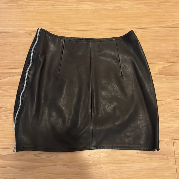 After Party by Nasty Gal Side Zipper Skirt - Image 4